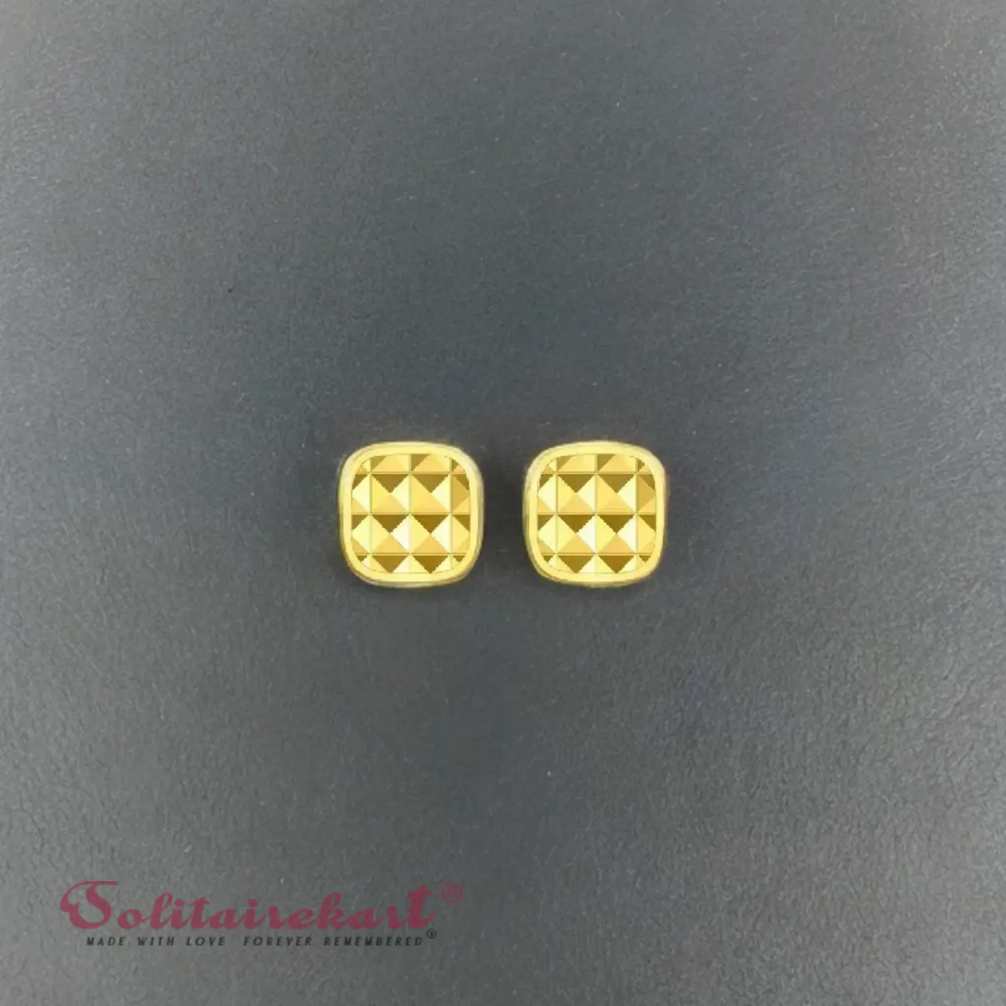 14K Gold 2.02grm Golden pyramid Stud Earring